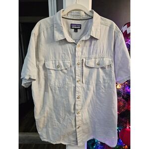 Patagonia Men's Beige Short Sleeve Button Up Shirt Utility Pockets Size L